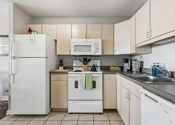Appartement Mich Ave Downtown, Park, Museums 2bd-2ba #4 *