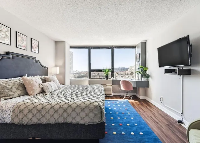 Appartement Mich Ave Downtown, Park, Museums 2bd-2ba #4